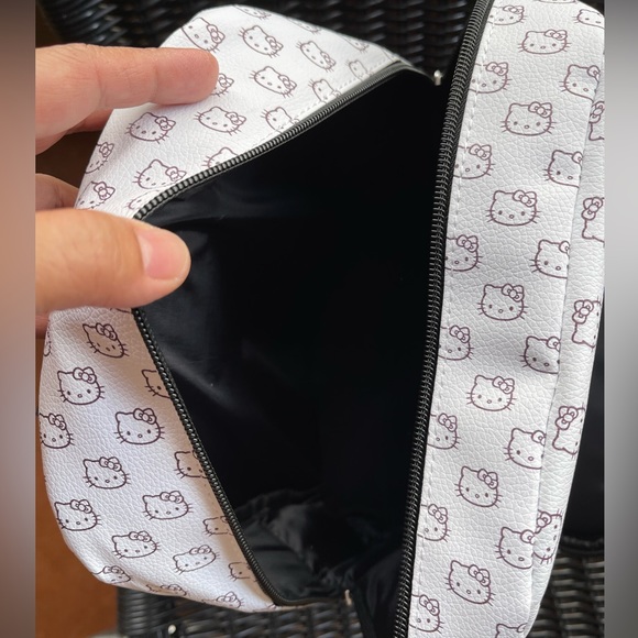 Hello Kitty small Backpack - Picture 6 of 8